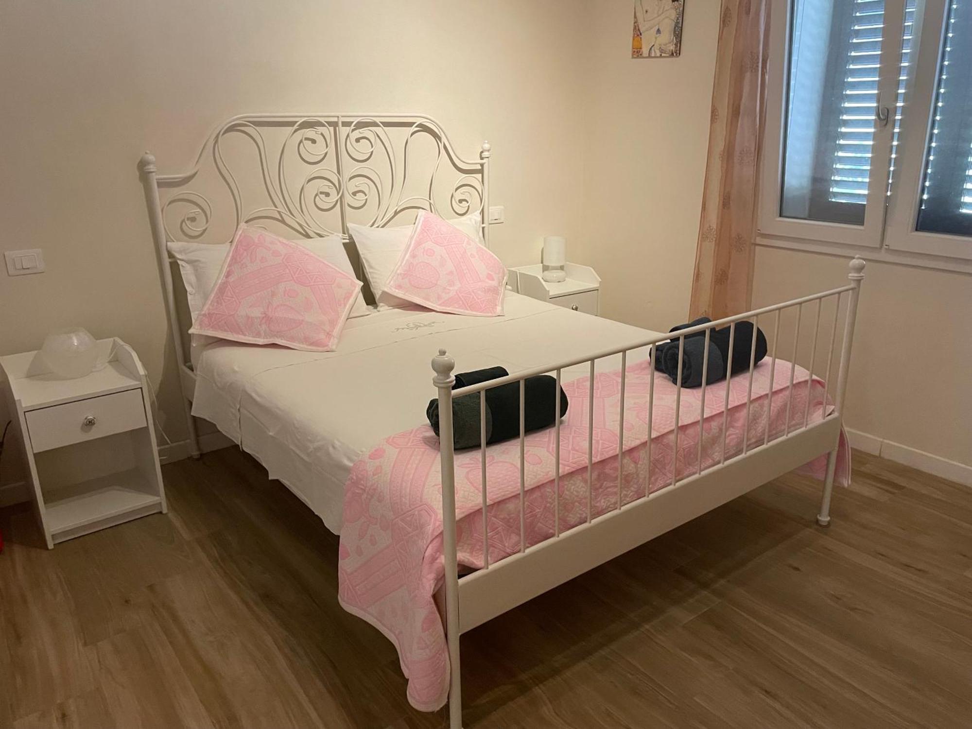 Casa Vacanze “Bouganville” Loc Avane Pisa 베키아노 외부 사진