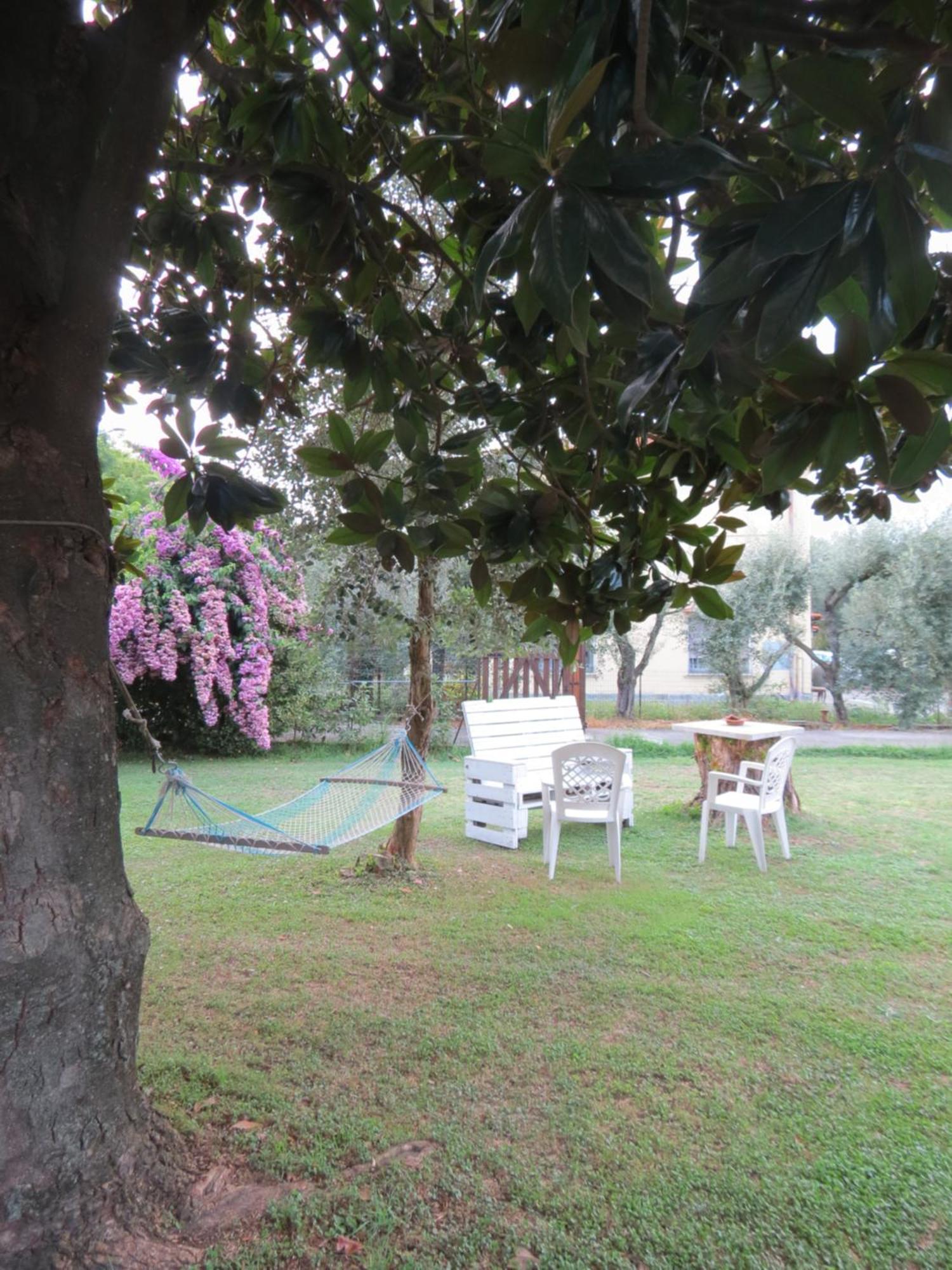 Casa Vacanze “Bouganville” Loc Avane Pisa 베키아노 외부 사진