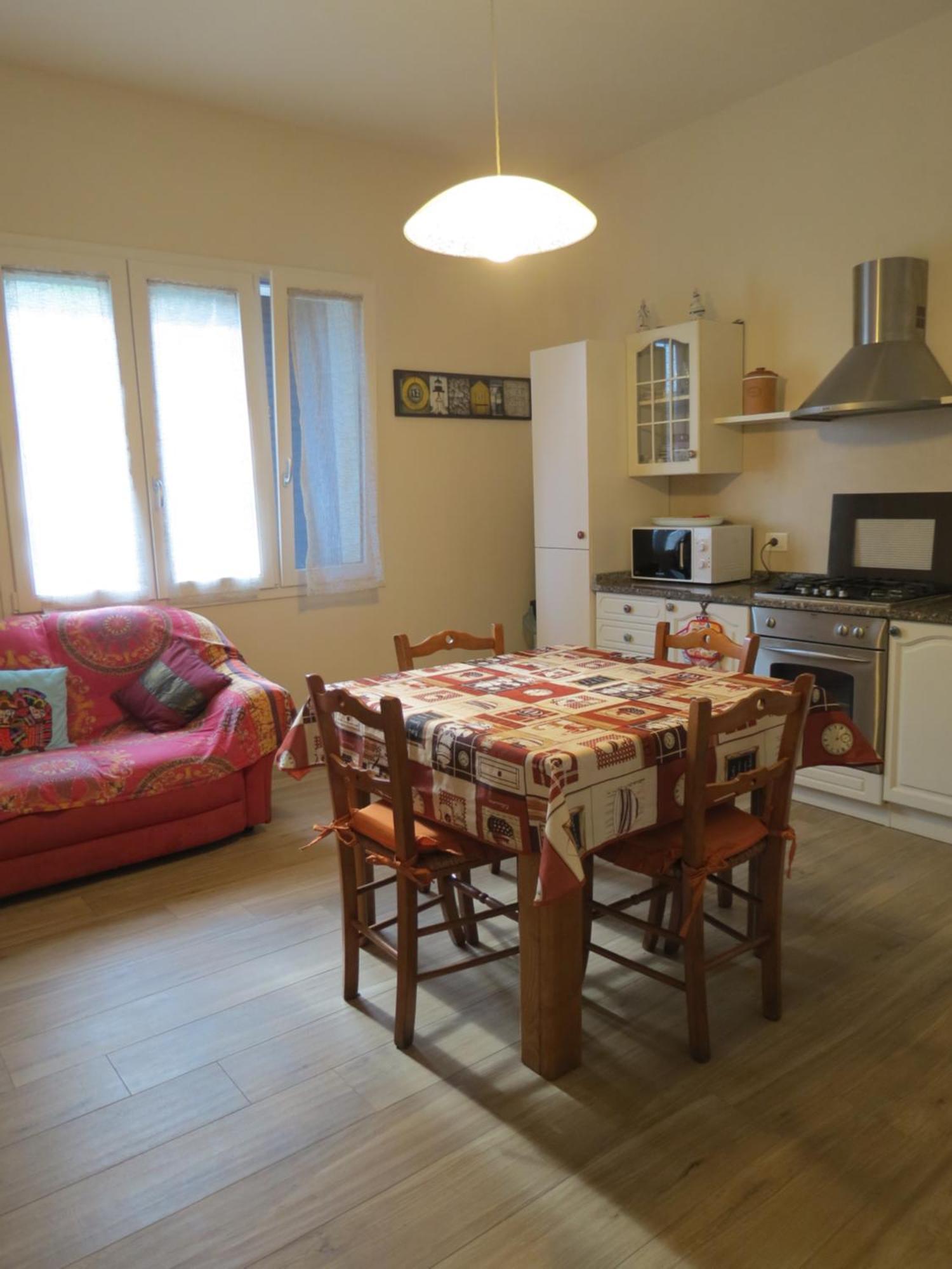 Casa Vacanze “Bouganville” Loc Avane Pisa 베키아노 외부 사진